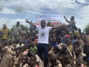 Lire la suite à propos de l’article Journée mondiale de l&rsquo;aide humanitaire : Eau Z’Enfants au service des orphelins Guinéens et Togolais